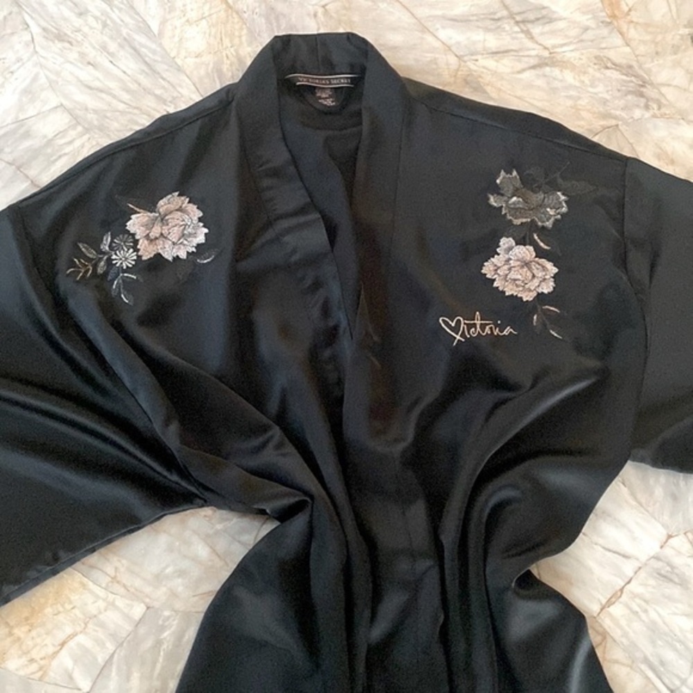 Victoria’s‎ Secret Shanghai Embroider Robe XS/S - Picture 5 of 12